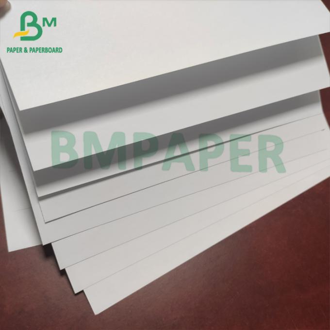 55gsm άσπρο χωρίς επίστρωση έγγραφο 66 X 106cm Woodfree εγγράφου δεσμών φύλλο