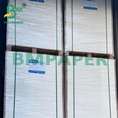 60g Ρολ μονοχρησιμοποιούμενου επικαλυμμένου με PE χαρτιού Kraft για συσκευασία 72x102cm