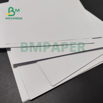 έγγραφο δεσμών όφσετ 120gsm 160gsm για τα φυλλάδια 890mm ομαλή επιφάνεια