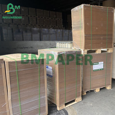 Υψηλής αντοχής σκοτεινά καφετιά φύλλα 80gsm 90gsm εγγράφου της Kraft για την τσάντα παράδοσης