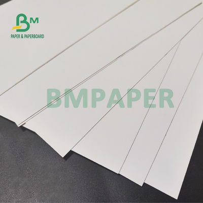 215gsm 230gsm C1S Πτυσσόμενος πίνακας κουτιού για συσκευασία τσιγάρων 520mm x 1000mm