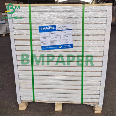 Χάρτης NCR χωρίς άνθρακα 55GSM 60GSM Καρβόνιο εμπρός πίσω 55GSM 60GSM 66x100cm Ρήμα 500 φύλλα