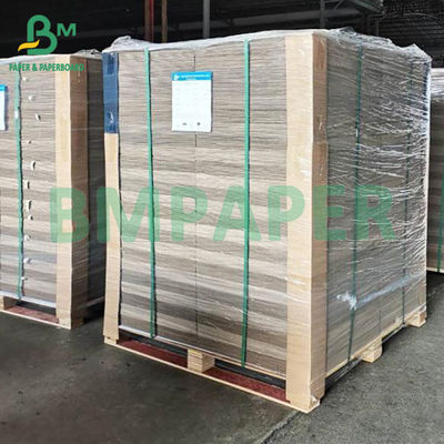 Μη επικαλυμμένο πάχος Gsm Straw Board Laminated Cardboard For Booking Binding Folders