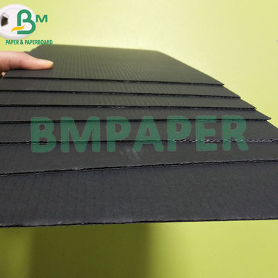 1.5MM 2MM E Pit 110+110+110 Μαύρο χαρτόνι Τριπλά στρώματα Φλάουτο κυματοειδές χαρτόνι για συσκευασία χαρτιού