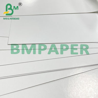 280g 290g 300g Μαύρος πυρήνας λευκό χαρτί πόκερ 63 X 88cm για χαρτιά