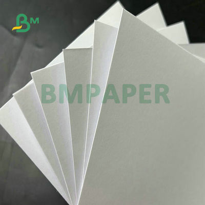 57x87cm 200grams 250grams 300grams 400grams Μη επικαλυμμένο λευκό χαρτί για εκτύπωση