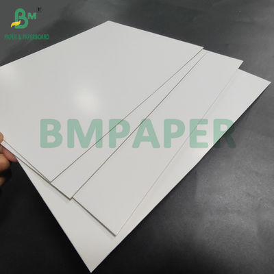 1MM 1.5MM Λευκά επικαλυμμένα Τριπλέξ χαρτιά για κουτιά ρούχων 24 x 36inches