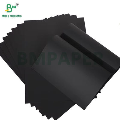 400GSM Μαύρο χαρτί για φωτογραφικό άλμπουμ 700 X 1000mm Καλή αντοχή Παρθένος πολτός