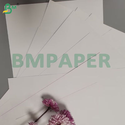 70 * 100cm Μη επικαλυμμένο χαρτί ομολόγων Offset εκτύπωση υψηλής φωτεινότητας φύλλο