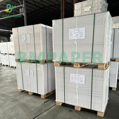 300gm 310gm Μαύρος πυρήνας χαρτόνι Λιακά χαρτί για κάρτες