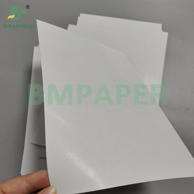 300gm 310gm Μαύρος πυρήνας χαρτόνι Λιακά χαρτί για κάρτες
