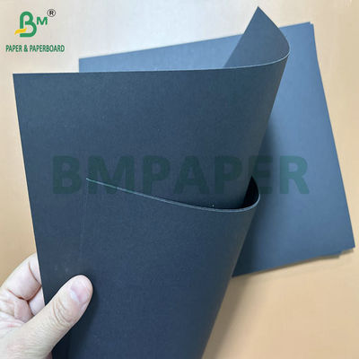 300 γραμμάρια 350 γραμμάρια 65 x 90 εκατοστά, μη επικαλυμμένο μαύρο χαρτί Kraft για θυρίδα δώρων